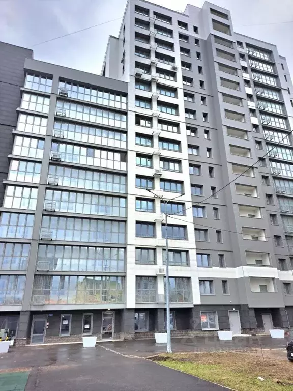 2-к кв. Башкортостан, Уфа ул. Октябрьской Революции, 62/1 (68.3 м) - Фото 1