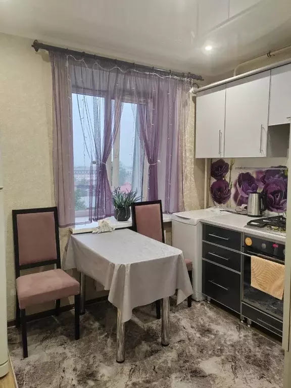 1-к кв. Татарстан, Елабуга просп. Нефтяников, 111Б (40.0 м) - Фото 1