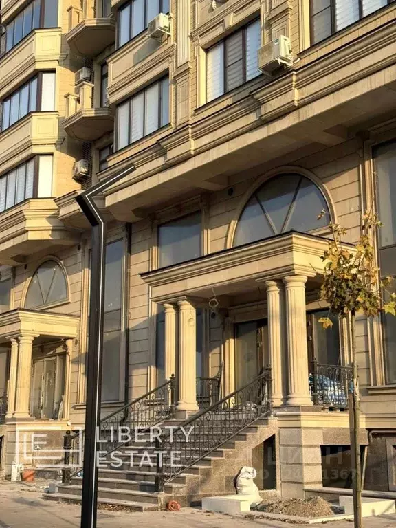 5-к кв. Дагестан, Махачкала ул. Дахадаева, 71 (225.0 м) - Фото 1