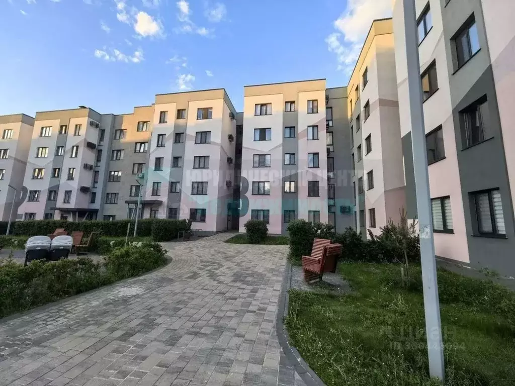 Студия Белгородская область, Белгород ул. Каштановая, 10 (27.7 м) - Фото 1