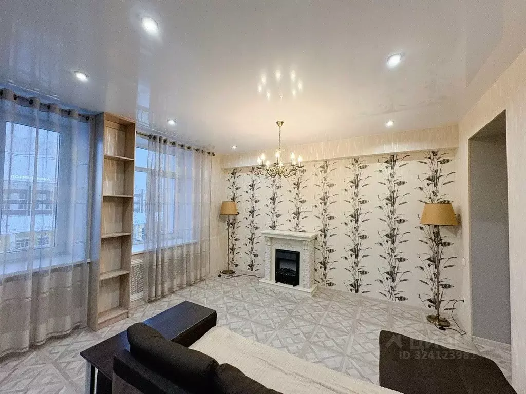 3-к кв. Мурманская область, Мурманск ул. Челюскинцев, 7 (69.3 м) - Фото 2