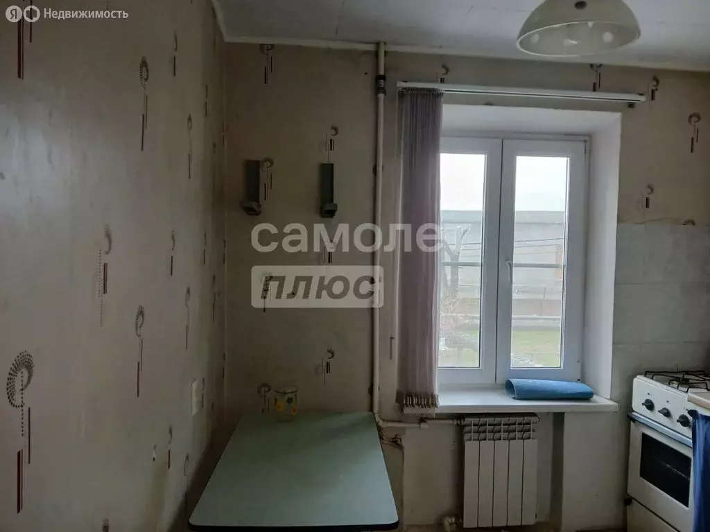 3-комнатная квартира: Тихорецк, улица Ударников, 10 (56 м) - Фото 1