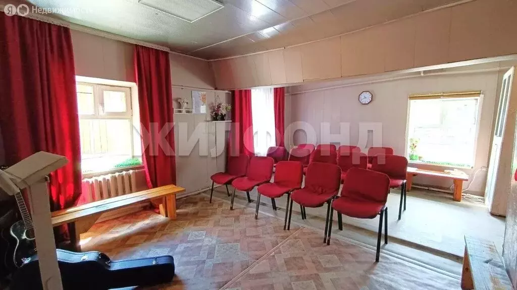 Дом в Кызыл, улица Чехова (30 м) - Фото 2