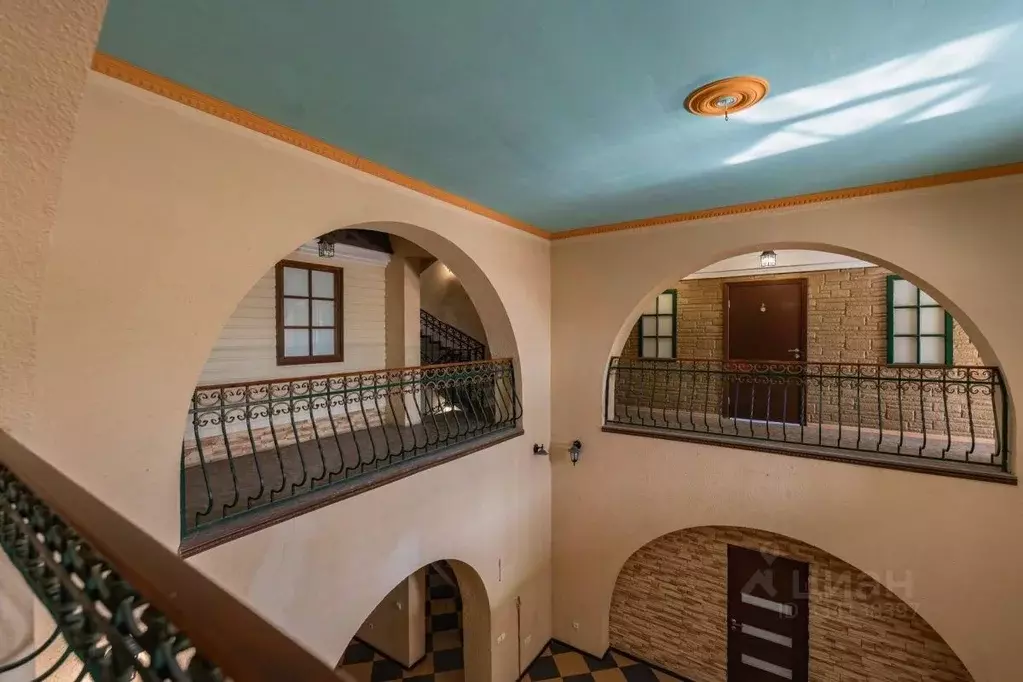 Дом в Санкт-Петербург пос. Стрельна, Тракторный пер. (924 м) - Фото 2