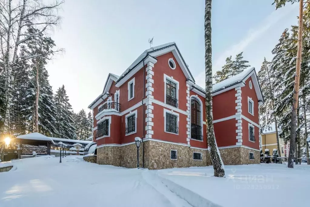 Коттедж в Московская область, Одинцовский городской округ, д. Бородки ... - Фото 2