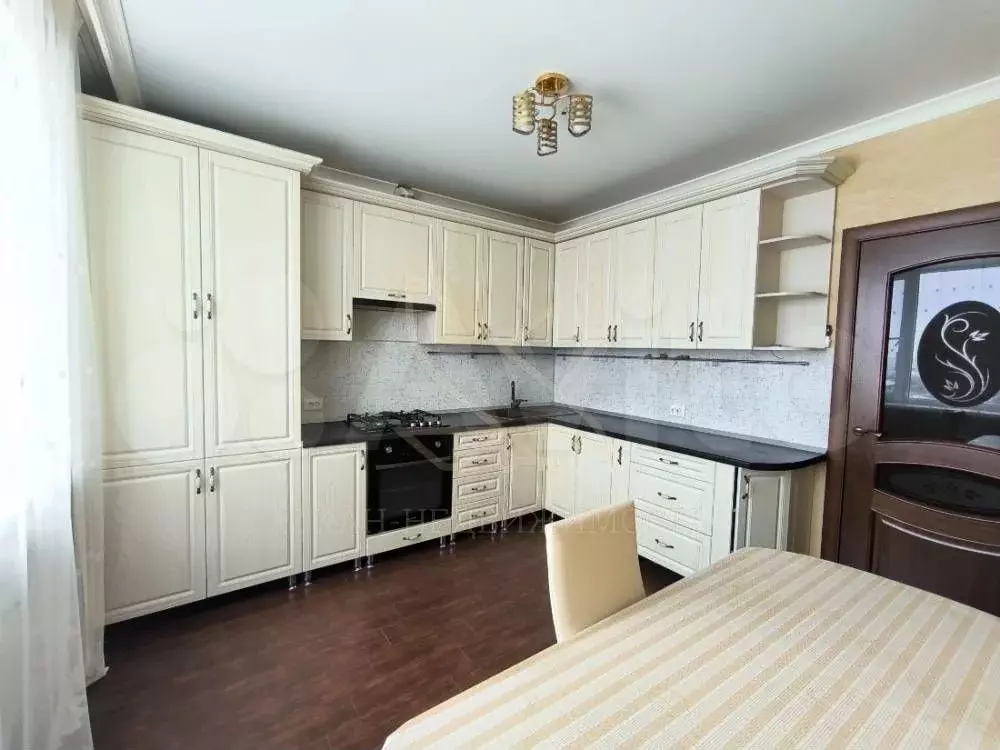 3-к. квартира, 102 м, 5/6 эт. - Фото 0