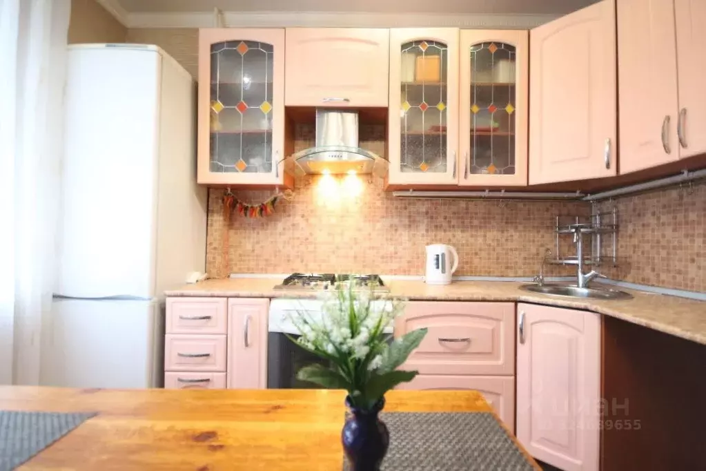 2-к кв. Ямало-Ненецкий АО, Новый Уренгой Железнодорожная ул., 4 (58.0 ... - Фото 1