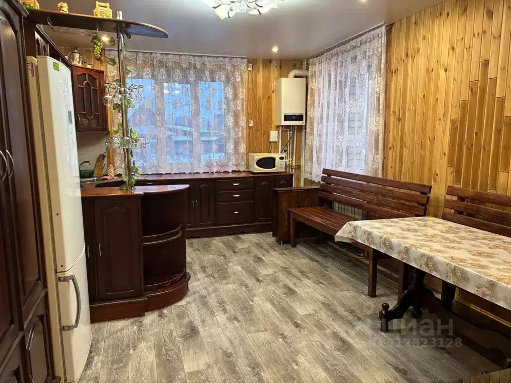 Дом в Башкортостан, Белорецк ул. Электрификации, 31А (160 м) - Фото 1