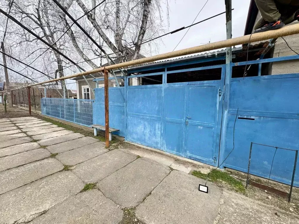 Дом в Краснодарский край, Темрюк ул. Гагарина (100 м) - Фото 1