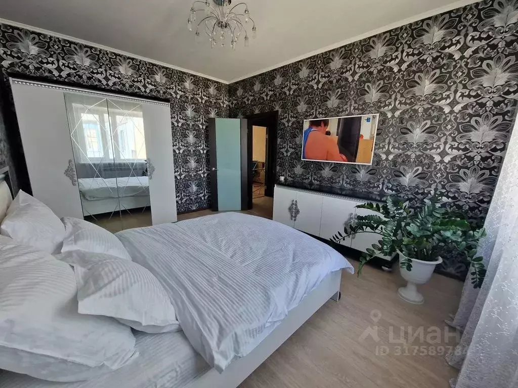 2-к кв. Ханты-Мансийский АО, Нижневартовск Северная ул., 3Б (72.0 м) - Фото 0