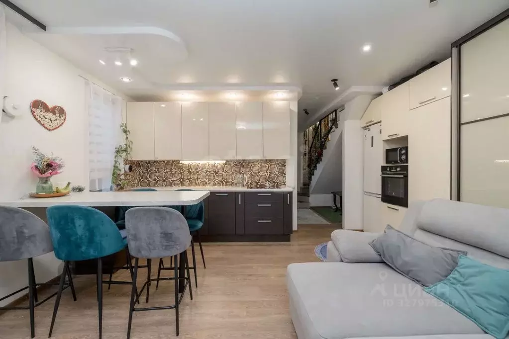 Таунхаус в Тюменская область, Тюменский муниципальный округ, д. ... - Фото 1