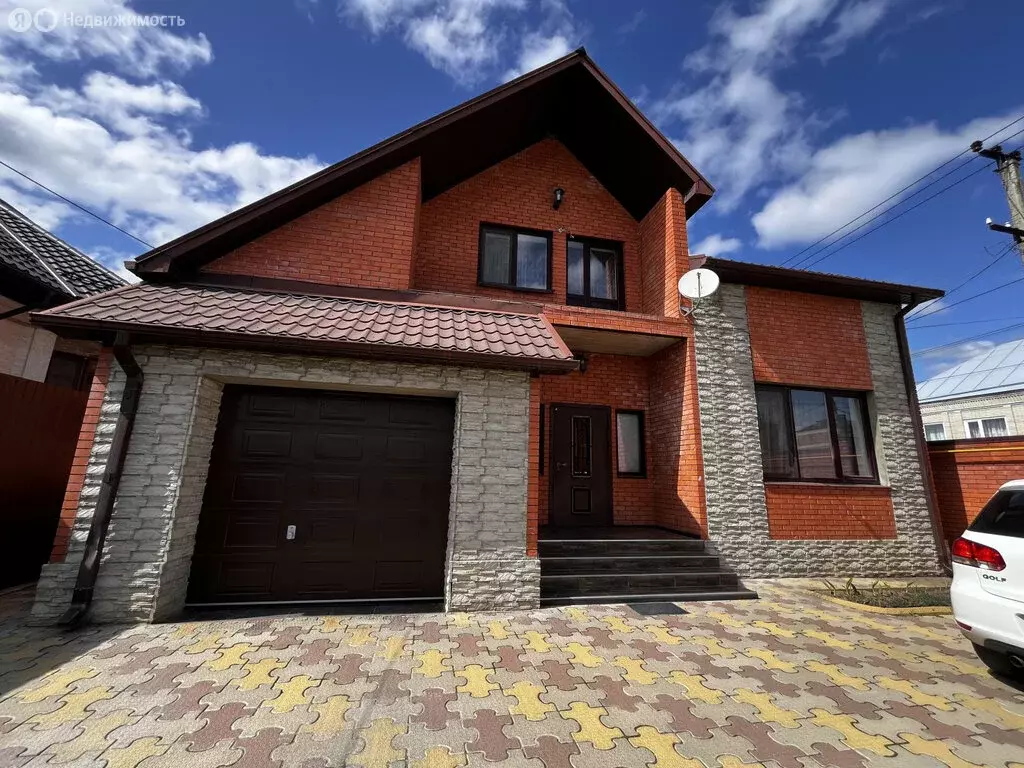 Дом в Апшеронск, улица 9 Января (220.5 м) - Фото 0