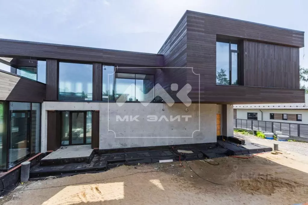 Коттедж в Ленинградская область, Выборгский район, Первомайское с/пос, ... - Фото 1