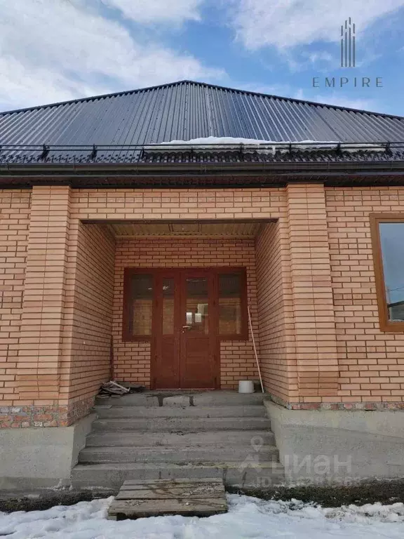 Дом в Чеченская республика, Надтеречный район, Горагорское с/пос, пос. ... - Фото 1
