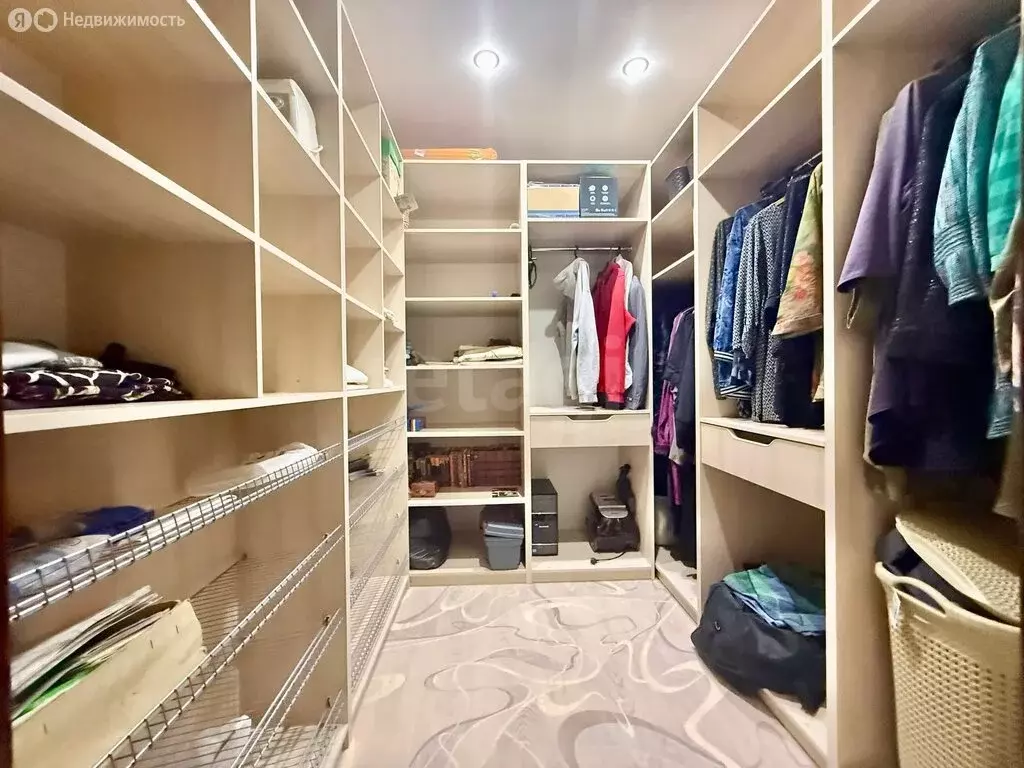 3-комнатная квартира: Череповец, улица Годовикова, 23 (122.8 м) - Фото 1