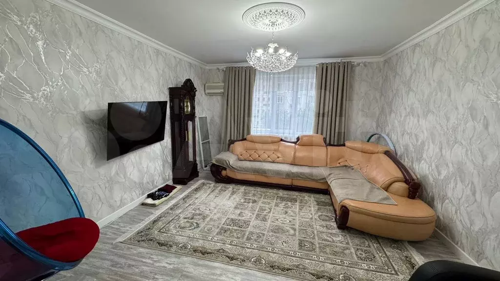 3-к. квартира, 85 м, 3/9 эт. - Фото 0