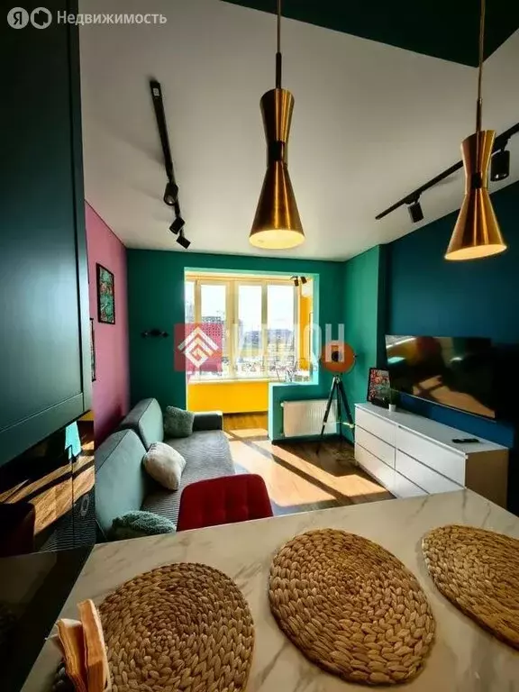 1-комнатная квартира: Мирное, улица Крымской Весны, 5к4 (43 м) - Фото 1