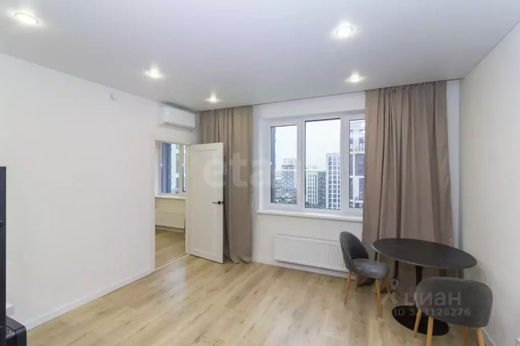 1-к кв. Тюменская область, Тюмень ул. Андрея Кореневского, 5 (37.7 м) - Фото 2