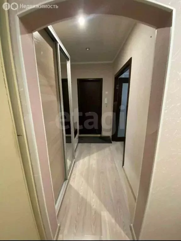 1-комнатная квартира: Омск, улица Богдана Хмельницкого, 40 (39.4 м) - Фото 1