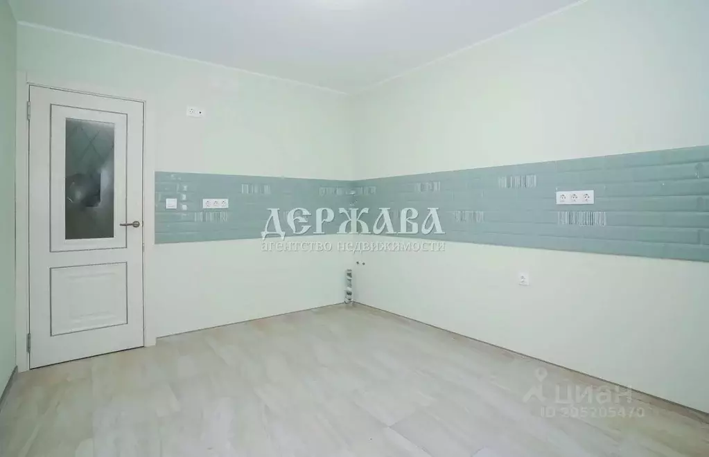 3-к кв. Белгородская область, Старый Оскол Дубрава мкр, 1 кв-л, 11 ... - Фото 0