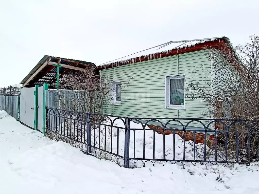 Дом в Челябинская область, Троицк ул. Имени Сони Кривой (64 м) - Фото 0