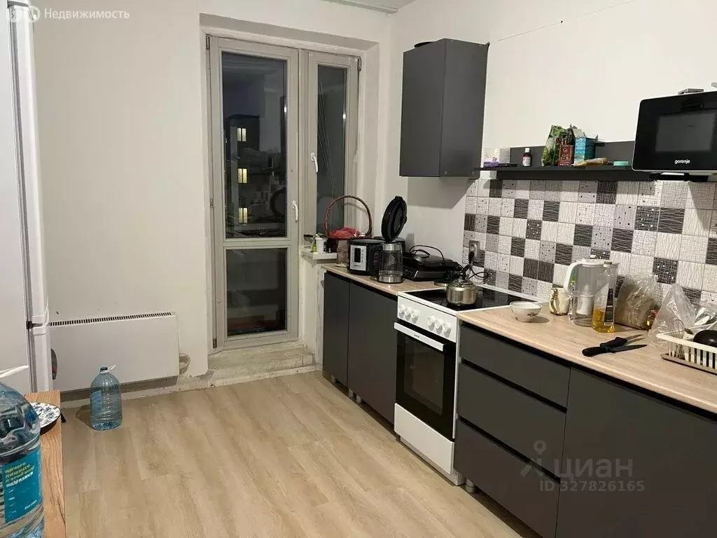 2-комнатная квартира: Москва, Большая Очаковская улица, 12к5 (65.5 м) - Фото 1