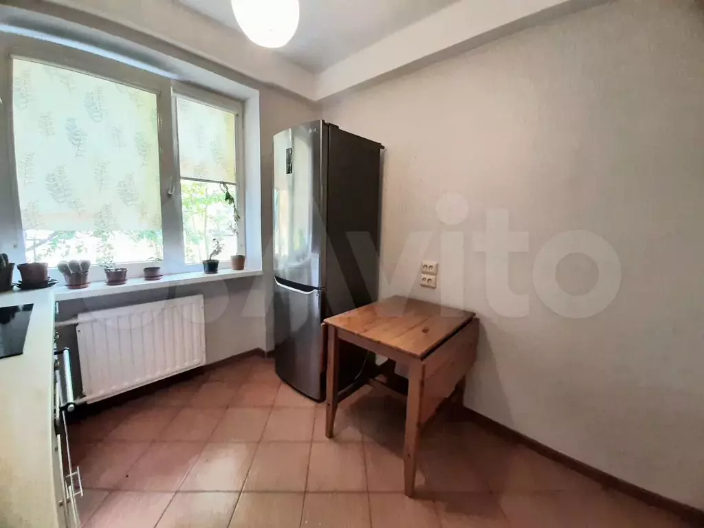 2-к. квартира, 50 м, 1/9 эт. - Фото 1