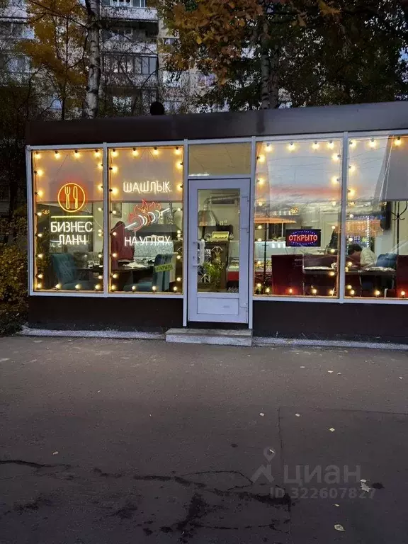 Торговая площадь в Санкт-Петербург ул. Осипенко, 3 (30 м) - Фото 1