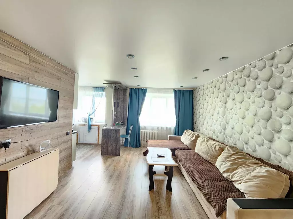Продаётся 3-к квартира, 55 м - Фото 1
