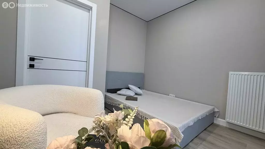 1-комнатная квартира: Тюмень, улица Фармана Салманова, 1 (26.5 м) - Фото 2