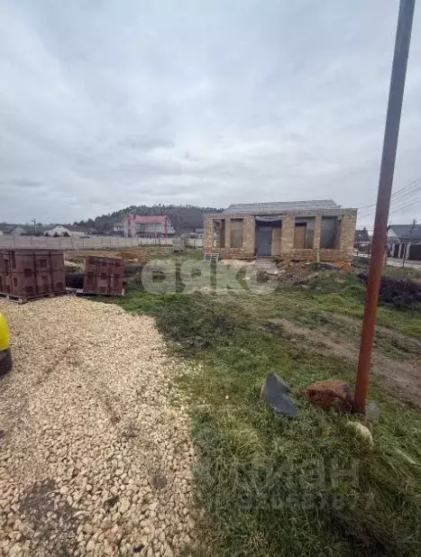 Дом в Крым, Симферопольский район, Перовское с/пос, с. Молочное ул. ... - Фото 2