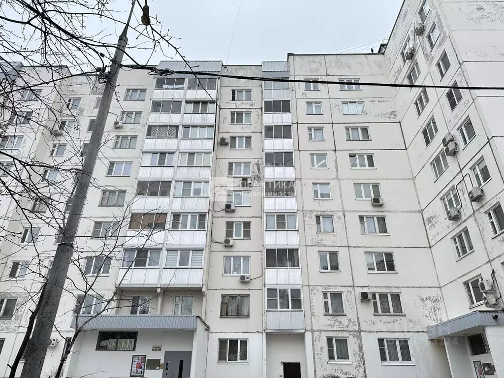 3-к кв. Москва ул. Академика Семенова, 15 (78.6 м) - Фото 0