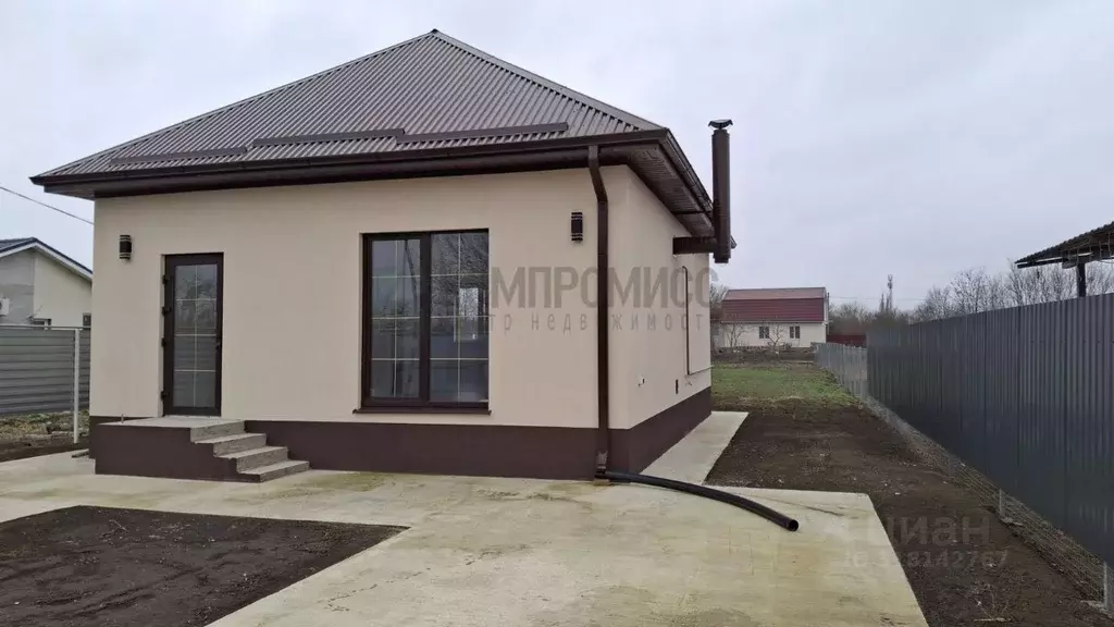 Дом в Краснодарский край, Красноармейский район, Новомышастовское ... - Фото 0