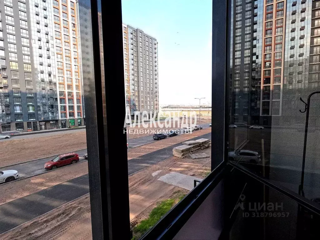 Студия Санкт-Петербург бул. Головнина, 4 (24.0 м) - Фото 0