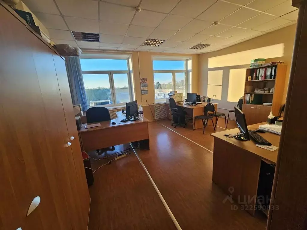 Офис в Новгородская область, Великий Новгород ул. Германа (30 м) - Фото 1