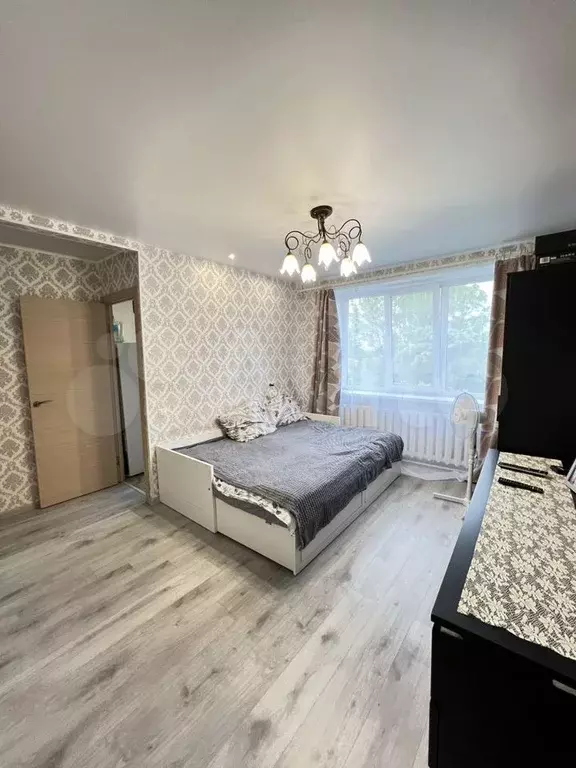 1-к. квартира, 32,9 м, 5/5 эт. - Фото 0