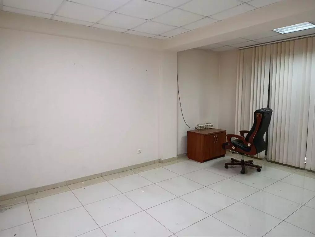 Офис в Краснодарский край, Сочи Коммунальная ул., 41Б (74 м) - Фото 2