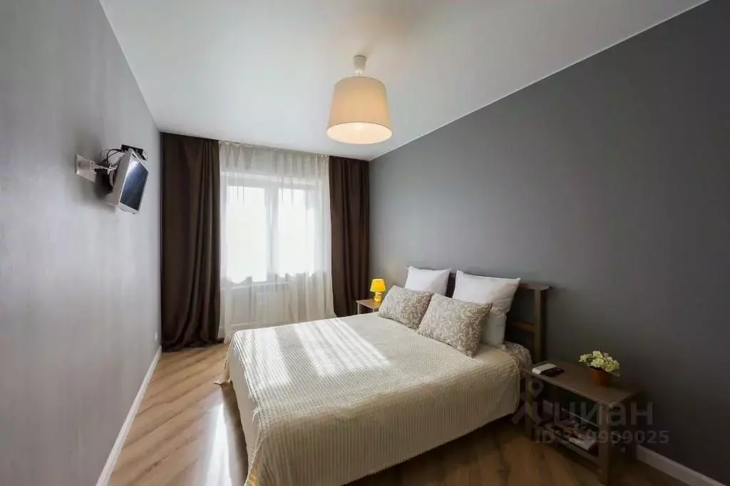 2-к кв. Владимирская область, Владимир Садовая ул., 11а (55.7 м) - Фото 0