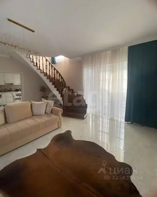 Дом в Краснодарский край, Геленджик Марьинский мкр,  (177 м) - Фото 1