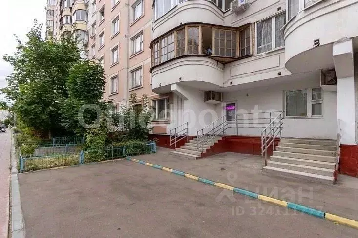 Помещение свободного назначения в Москва Мичуринский просп., 9К4 (615 ... - Фото 1