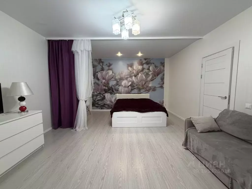 1-к кв. Самарская область, Самара ул. Академика Платонова, 8 (63.0 м) - Фото 1