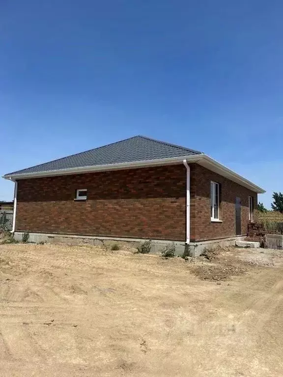 Дом в Астраханская область, Приволжский район, с. Осыпной Бугор ... - Фото 2