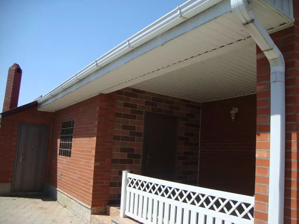 Дом в Краснодарский край, Тимашевск Курганная ул. (110 м) - Фото 1