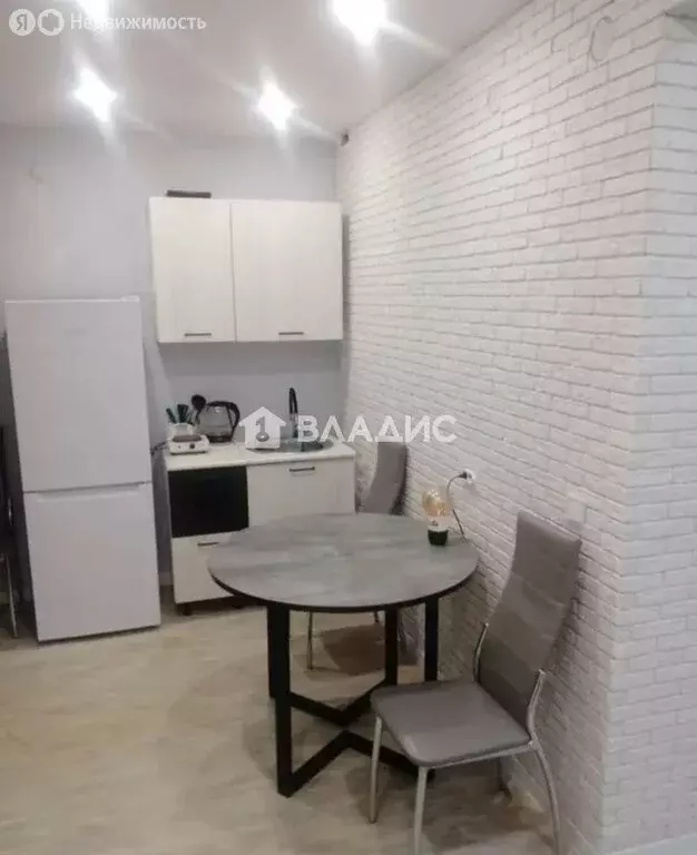 2-комнатная квартира: Иркутск, улица Бородина, 4 (44.2 м) - Фото 2