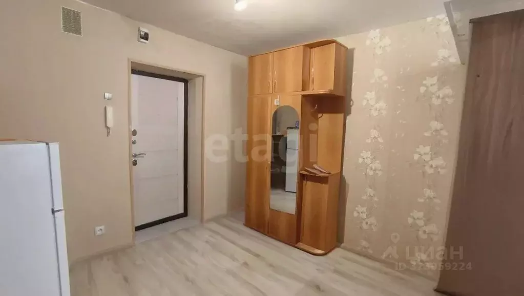 Комната Псковская область, Псков Рижский просп., 42А (18.7 м) - Фото 1