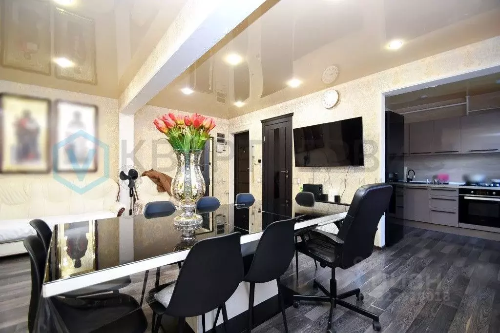 3-к кв. Омская область, Омск просп. Карла Маркса, 79а (55.0 м) - Фото 1