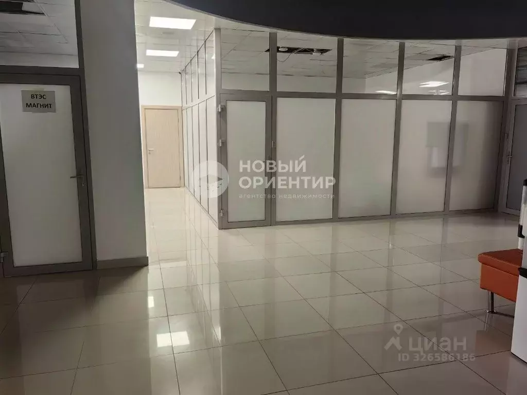 Офис в Свердловская область, Екатеринбург пер. Красный, 5к1 (250 м) - Фото 2