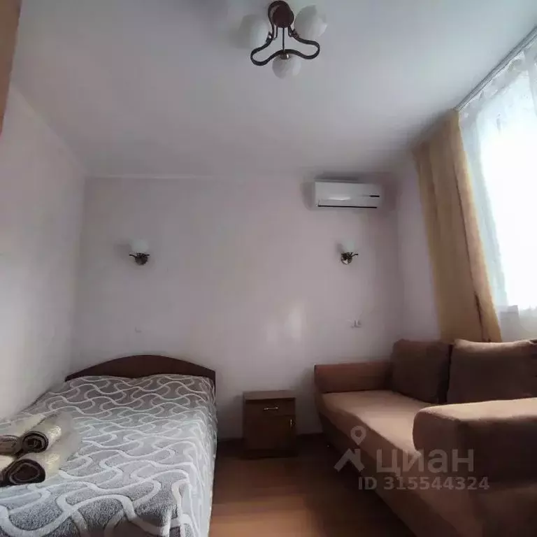 Дом в Крым, Алушта ул. Глазкрицкого, 17/3 (45 м) - Фото 0