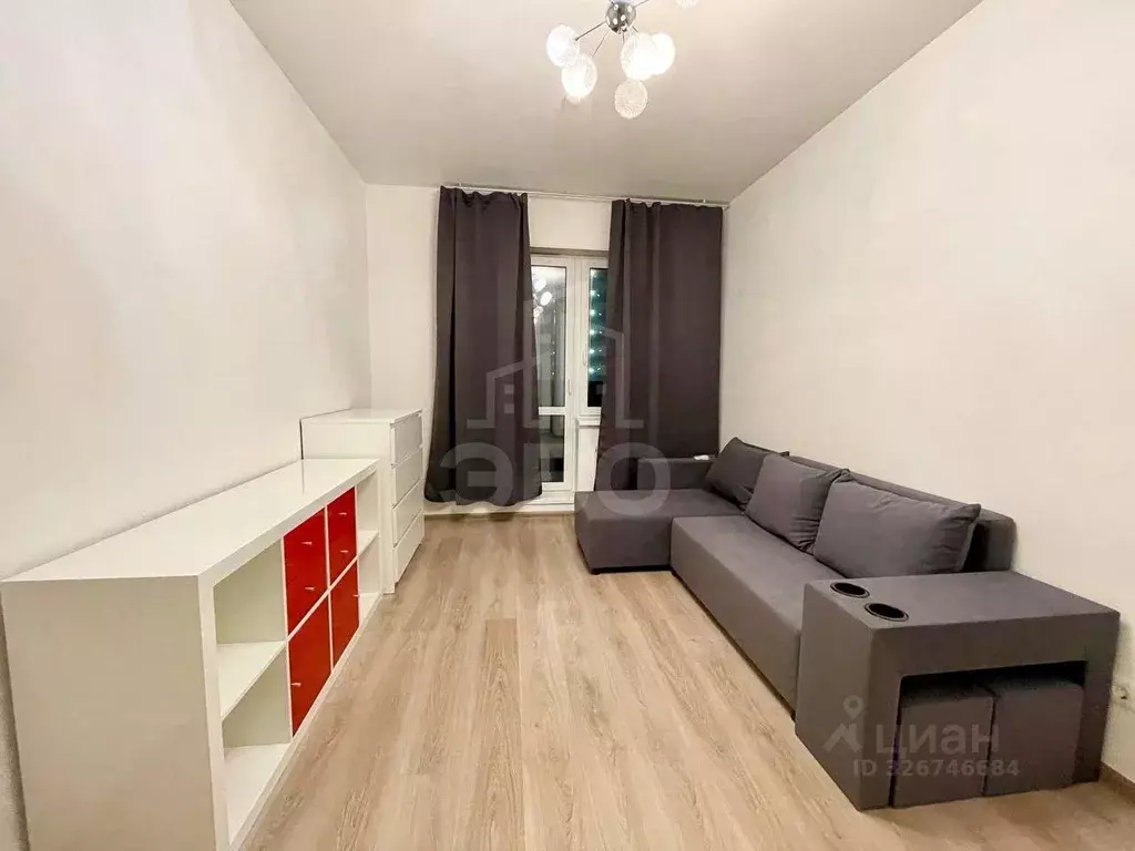 1-к кв. Санкт-Петербург ул. Среднерогатская, 13к1 (35.0 м) - Фото 1