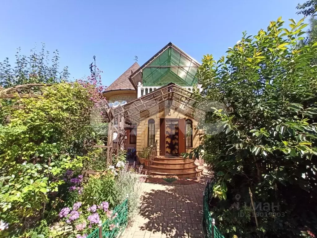 Дом в Краснодарский край, Горячий Ключ ул. Ленина (120 м) - Фото 0